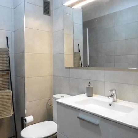 Centrico Y Agradable Apartment *